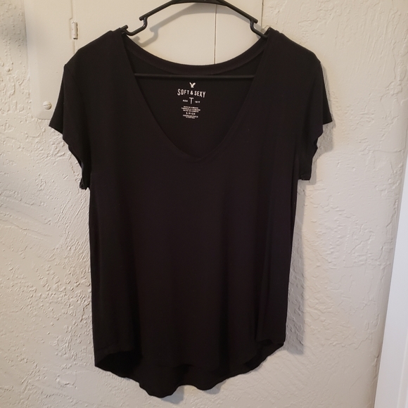 American Eagle Outfitters Tops - AEO soft and sexy tee
